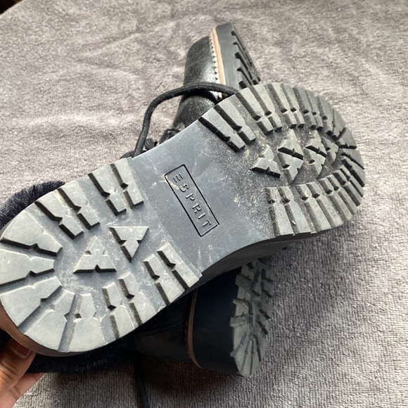 Size 9 esprit boots good condition - Picture 2 of 3